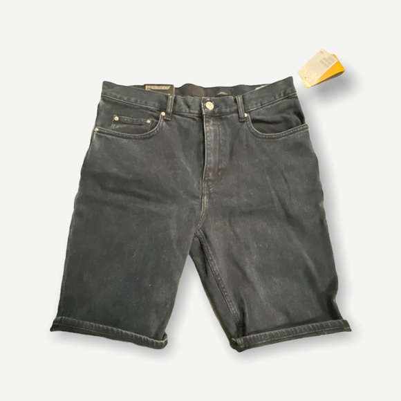 Men’s H&M JEAN SHORTS size: 32 - Picture 1 of 2